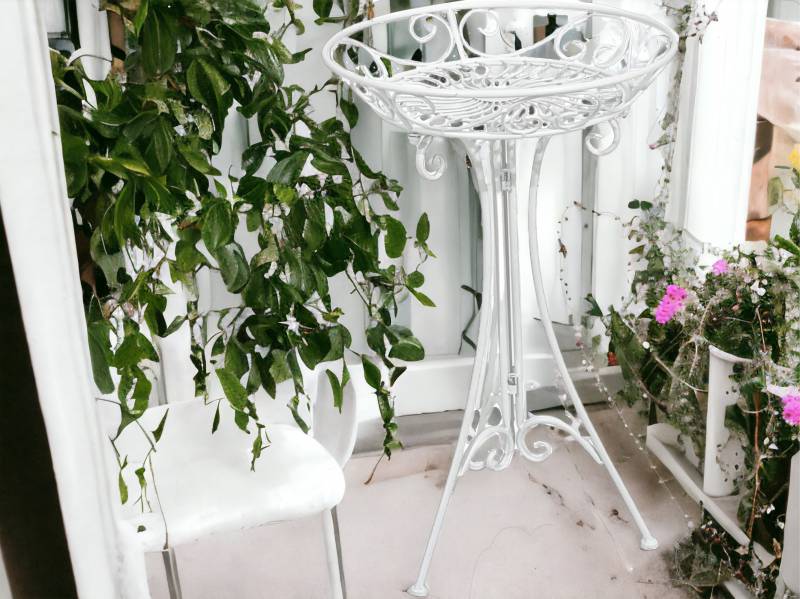 Amber Plant Stand - White